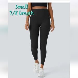 HALARA Black 7/8 Length Leggings